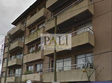 Departamento · 39m² · 2 Ambientes · 1 Cochera · Se Vende Excelente Departamento 2 Ambientes con Cochera - Fcio. Varela Centro