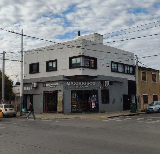 Local comercial · 130m² · 9 Ambientes