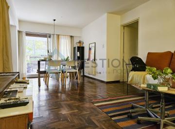 Casa · 102m² · 5 Ambientes · Departamento en Venta en Nueva Cordoba Planta Baja con Terraza de 40 m²