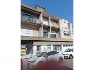 Departamento · 69m² · 3 Ambientes · 1 Cochera · Departamento de Dos Dorm., Artigas 700