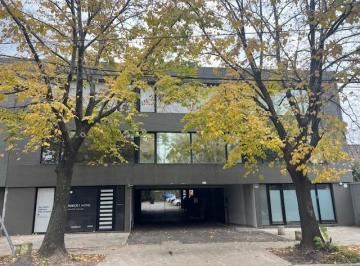 Oficina comercial , San Isidro · Oficina en Lomas de San Isidro con 2 Cocheras
