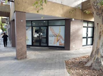Local comercial · 70m² · 1 Ambiente · Venta Local Comercial Excelente Zona - España y Hospitales, Rosario