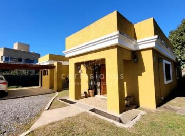 Casa · 170m² · 2 Dormitorios · 2 Cocheras · Morada, Villa Urbana. Casa de 2 Dorm, 2 Baños, Pileta. Apto Credito Hipotecario