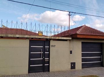 JSP-JSP-3726_2 · Casa en Venta con 3 Dorm., Parque y Pileta, Berisso