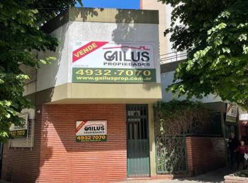 Casa · 130m² · 4 Ambientes · 1 Cochera · Casa - Caballito Sur