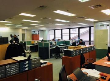 Oficina comercial · 230m² · 2 Cocheras · Oficina en Alquiler - Sarmiento 450