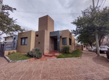 PH de 2 ambientes, Córdoba · Vendo Duplex en B° Jardines del Olmos