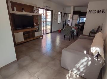 PH de 2 ambientes, Córdoba · Vendo Duplex en B° Jardines del Olmos (No Es Apto Crédito)