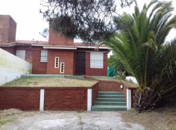 Casa de 3 ambientes, Las Toninas · Duplex a 100 m del Mar 2 Dorm Fondo Parrilla Ent 5 Autos Apto Credito Bancario