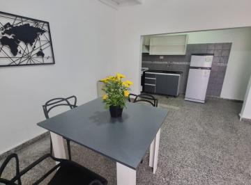 Departamento de 4 ambientes, General Roca · PH en Venta (2 Dptos)