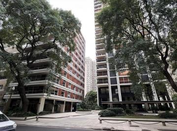 Departamento de 8 ambientes, Retiro · Av Alvear y Parera,3 Cocheras Fijas, Arq. Mario Roberto Alvarez.