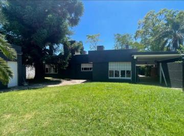 Casa de 4 ambientes, San Miguel · Casa en Venta Reciclada a Nueva en Bella Vista