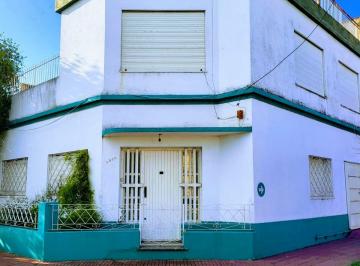 Casa de 3 ambientes, Lanús · Casa Apto Credito Sobre Lote Propio, Opcion Dos Familias, Cochera, Patio