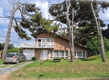 Casa de 5 ambientes, Pinamar · Hermosa Propiedad Muy Cerca del Mar