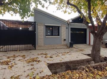 Casa de 10 ambientes, Las Heras · Zeballos Ofrece en Venta Apta Crédito Hipotecario. Bº Parque Norte de Las Heras