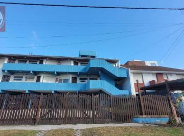 Departamento de 4 ambientes, Villa Gesell · Amplio Departamento 1 Cuadra del Mar