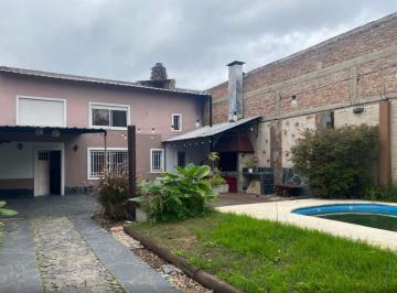 Casa de 4 ambientes, Lomas de Zamora · Casa en Venta 4 Ambientes en Banfield, Lomas de Zamora