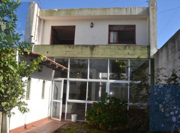 Casa · 287m² · 7 Ambientes · Casa en Azul