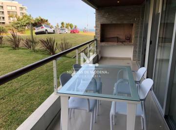 Foto1 · En Venta Espectacular Apartamento de 2 Dorm. en Punta del Este.