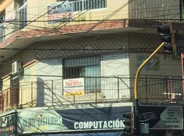 RAL-RAL-112_2 · Salon - Oficinas 200 m² - 2° Piso - Moron Centro
