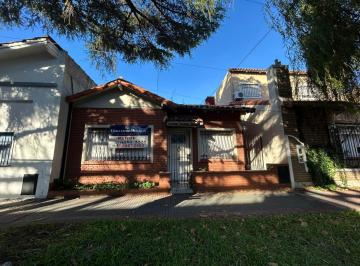 Casa de 3 ambientes, Lomas de Zamora · Chalet en Zona Residencial de Banfield Oeste