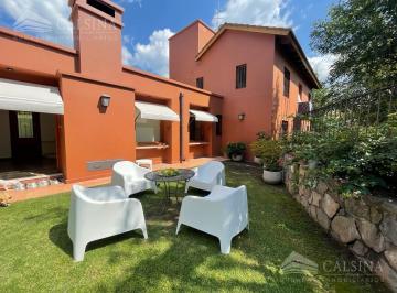 Casa · 495m² · 10 Ambientes · 2 Cocheras · Villa Allende Golf - Casa 4 Dorm. en Venta - Córdoba