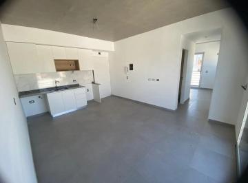 Departamento de 2 ambientes, Quilmes · ¡Oportunidad 2 Ambientes con Cochera en Venta en Bernal!