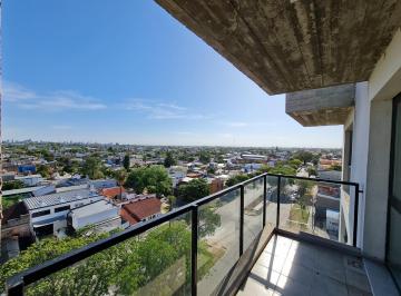 Departamento · 68m² · 3 Ambientes · Semipiso Alto, Luminoso y Amplio, Excelente Relacion Precio Calidad Terraza Comun con Asador