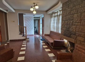 Casa de 5 ambientes, Dorrego · Casa Dorrego Para Empresas