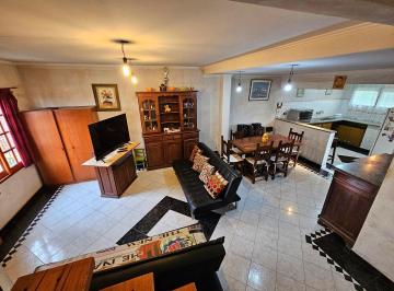 C21-040-89937_2 · Casa 5 Ambientes. | 514 Al 100