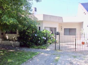 Casa de 5 ambientes, Morón · V701 Venta Haedo / Villa Sarmiento Casa Americana 4/5 Ambientes