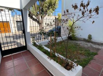 Casa · 172m² · 6 Ambientes · 1 Cochera · Venta - B° Crisol Sur - Casa 3 Hab