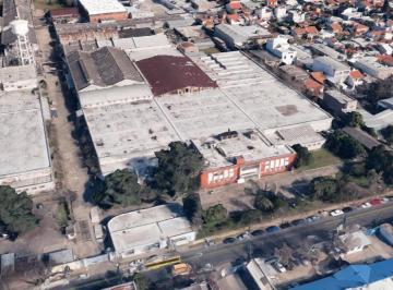 Depósito · 1365m² · 9 Cocheras · Depósito - Florida