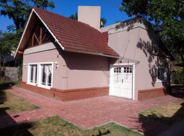 Casa · 190m² · 4 Ambientes · 1 Cochera · Casa en Venta en Barrio Corimayo, Burzaco