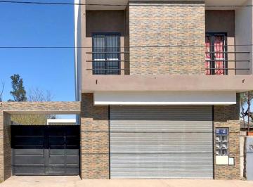 Local comercial · 180m² · Local Comercial + Galpon + 2 Departamentos - Merlo