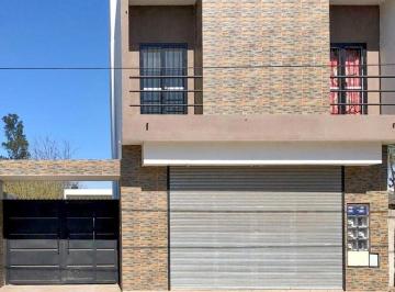 Local comercial · 180m² · 1 Ambiente · Local Comercial + Galpon + 2 Departamentos - Merlo