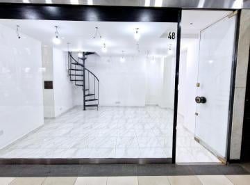 Local comercial , Centro / Microcentro · Venta - Local en Galeria - 2 Plantas - Excelente Estado - Bajas Expensas