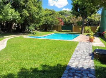 Quinta vacacional · 3 Ambientes · Quinta en Benavidez Jardin con Pileta