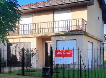 Casa · 110m² · 4 Ambientes · 1 Cochera · Chalet de 4 Ambientes - Faro