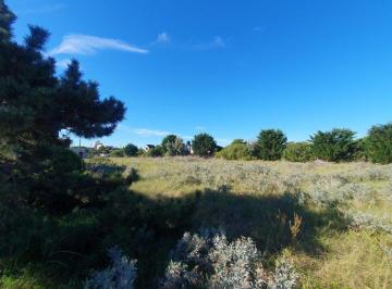 Terreno , Nueva Atlantis · Lote Comercial - Residencial a m de Av Principal y Playa -