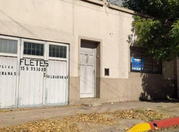 Casa de 3 ambientes, Córdoba · Bº Pueyrredón, Vendo Casa, Apto Crédito, 3 Dorm, Cochera, Patio + 1 Dpto. Escucho Oferta Contado