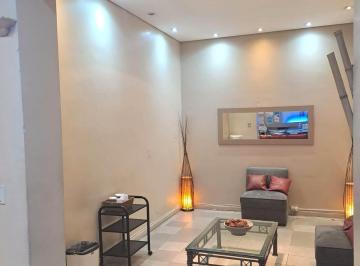 Oficina comercial de 6 ambientes, Centro / Microcentro · Fantastica Oficina en Muy Buen Estado Primer Piso por Escalera