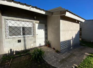 Casa · 300m² · 3 Ambientes · 1 Cochera · Casa Apta Credito en Ezeiza