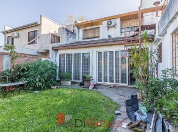Casa · 244m² · 4 Ambientes · 1 Cochera · Hermosa Casa 4 Amb - Jardin - Piscina - Quincho - Martin Coronado