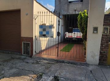 Casa de 3 ambientes, José C Paz · Casa en Venta en José C Paz