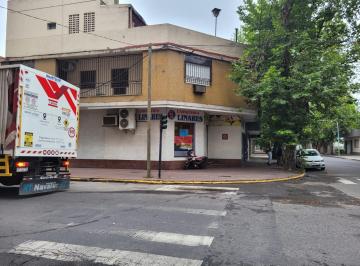 Local comercial · 386m² · 3 Dormitorios · Local en Venta
