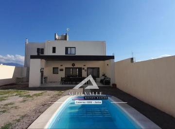 Casa · 160m² · 4 Dormitorios · Casa en Venta