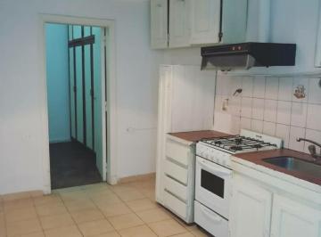 Departamento · 36m² · 2 Ambientes · Alquiler de 2 Amb - Departamento en PH - No Tiene Expensas