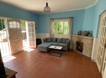 Quinta vacacional · 218m² · 5 Ambientes · 2 Cocheras · Venta - Hermosa Casa Quinta