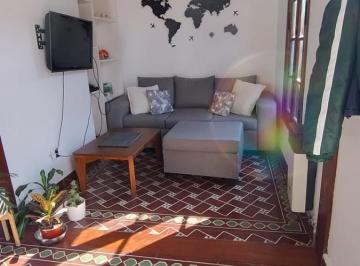 Casa · 51m² · 2 Ambientes · 1 Cochera · Venta Amplio PH en Tigre Centro Increible Ubicacion Apto Credito
